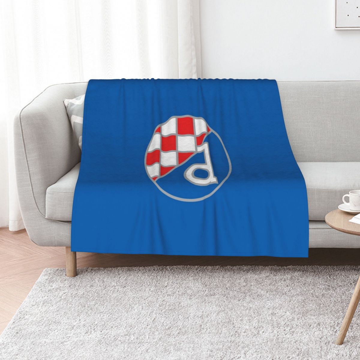 Home Decor Zagreb - ผ้าห่มคลุมเตียงลายสโมสรฟุตบอลดินาโม ซาเกร็บ ผ้าห่มนุ่มสำหรับเตียงขนาดใหญ่ ผ้าห่มตกแต่งโซฟา ผ้าห่มคลุมสำหรับเดินทาง