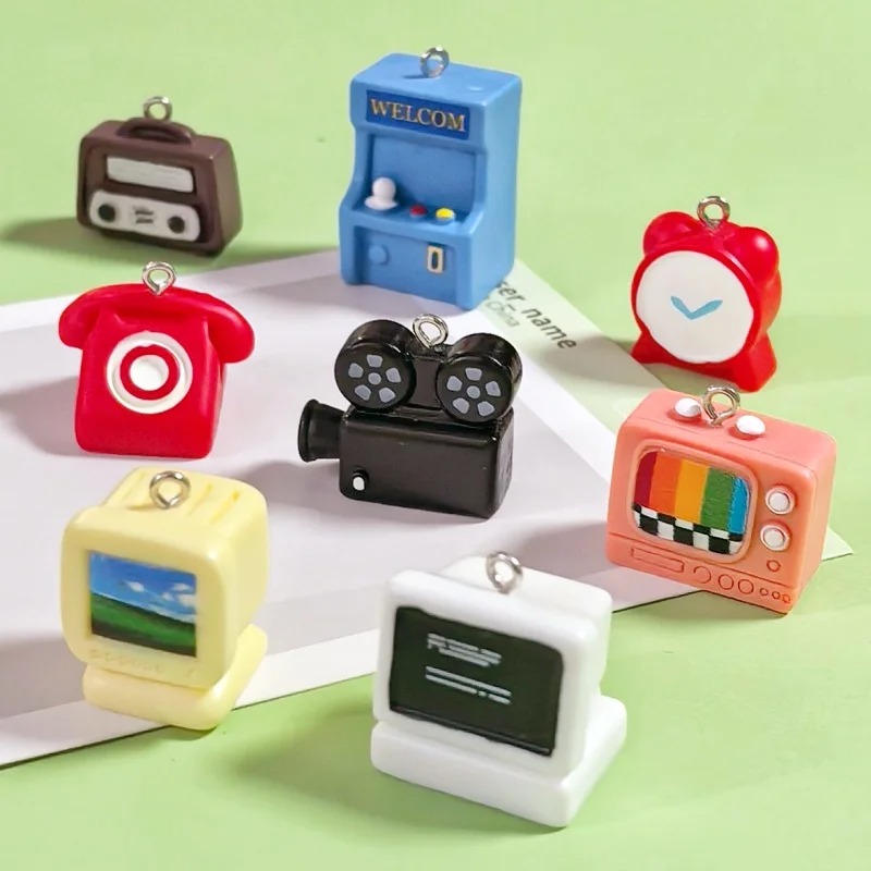 8 ชิ้น จี้เรซินรูปเครื่องเล่นเ - Vintage Alarm Clock บทวิจารณ์และราคา