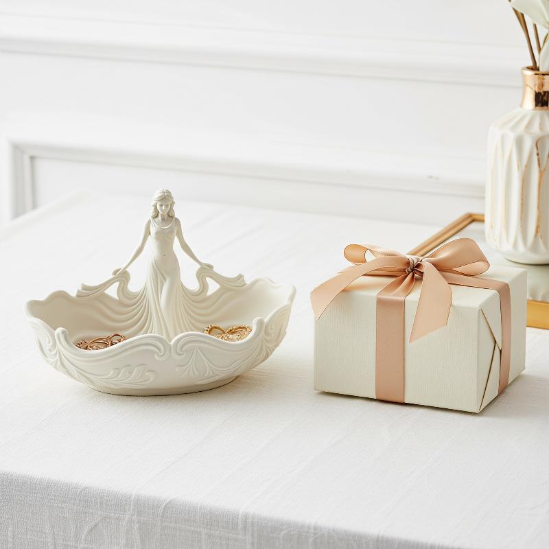 ถาดเก็บเครื่องประดับทรงรูปปั้น - Ceramic Trinket Dish บทวิจารณ์และราคา