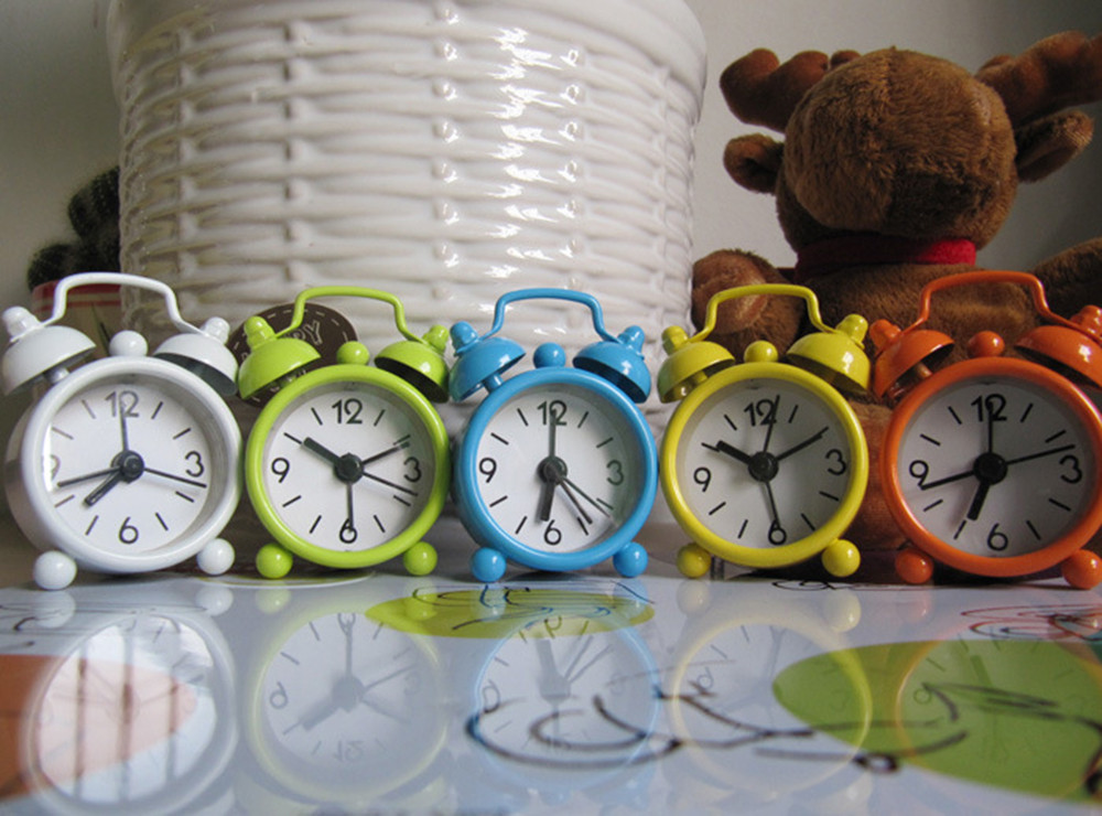 Creative น่ารักมินิโลหะนาฬิกาป - Vintage Alarm Clock บทวิจารณ์และราคา