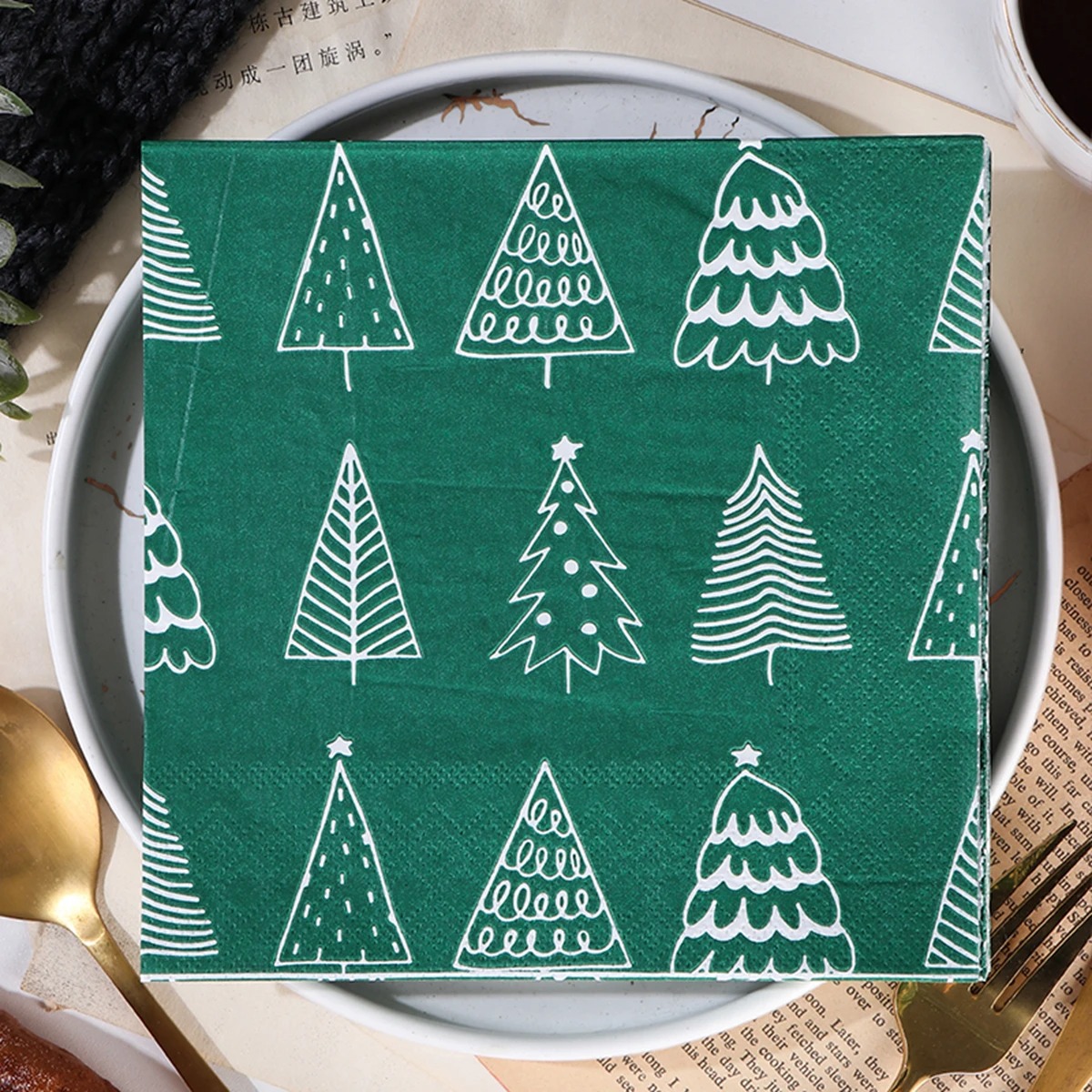 กระดาษเช็ดปากรูปต้นคริสต์มาสสี - Home Decor Xmas Tree บทวิจารณ์และราคา