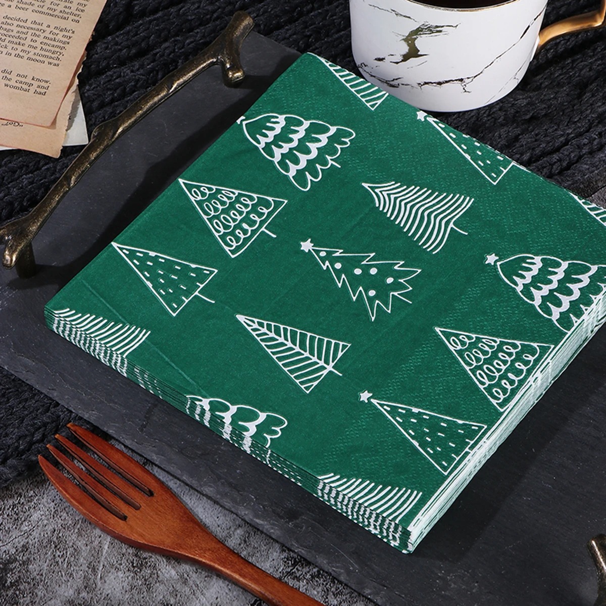 กระดาษเช็ดปากรูปต้นคริสต์มาสสี - Home Decor Xmas Tree บทวิจารณ์และราคา